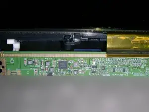 ремонт телевізора Sony KDL-32R303B